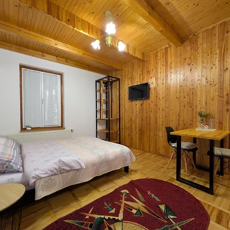 солодка мить 3* Slavske