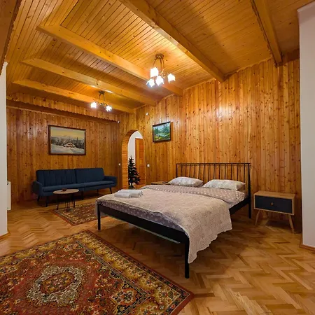 солодка мить Pensión 3*